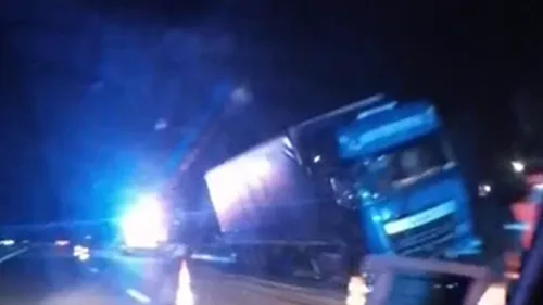 Ivre, le conducteur d'un camion prend la rocade à contresens