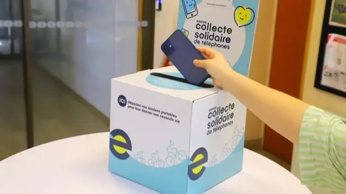 Collecte solidaire de téléphones portables à Charleville-Mézières