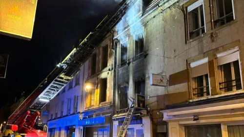 Cinq blessés dans l'incendie d'un immeuble 