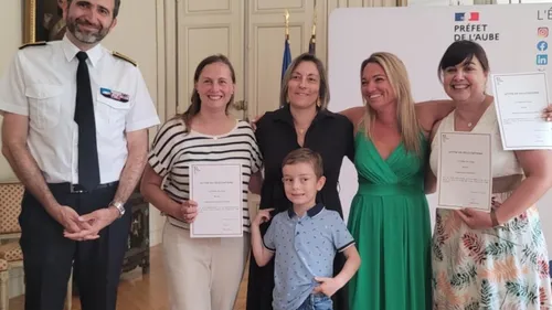 Trois femmes récompensées pour avoir sauvé un enfant