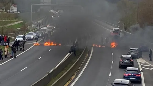 Violences en marge de la manifestation à Charleville-Mézières