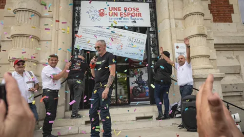 Une Rose un Espoir 2024 : nouveau record de générosité.