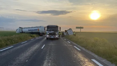Collision mortelle entre une camionnette et un poids lourd