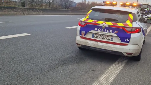 Calais / Dunkerque : accident entre un bus et une voiture sur l’A16