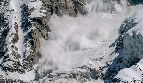 Pyrénées Bigourdanes : Un glaciériste disparu dans une série...