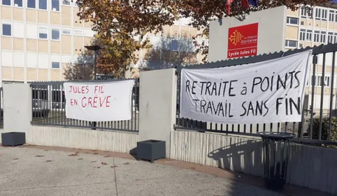Blocage au lycée Jules Fil à Carcassonne ce matin