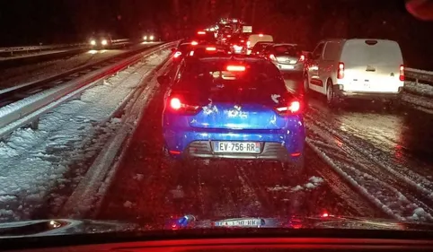 Neige. Pourquoi une telle pagaille sur la route dans les...