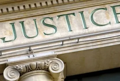 Il leur a fait la totale