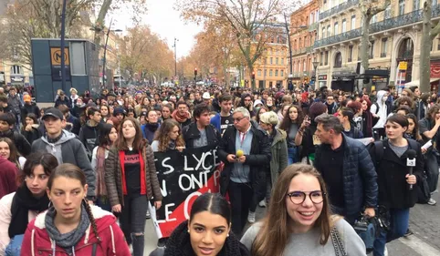 Toulouse : encore des débordements lors de la 2e manifestation des...
