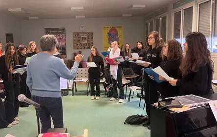 La chorale du collège Jean Monnet de Castres a décroché son ticket...