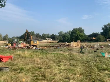 Tarn: évacuation de la ZAD de la Cal'arbre à Saïx près de Castres