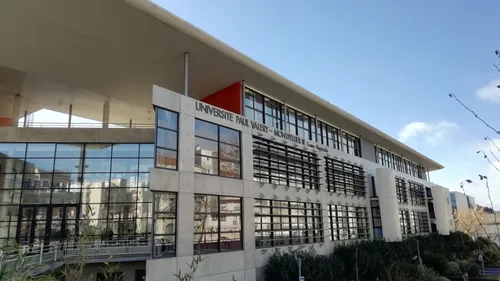 Rentrée : le coût flambe pour les étudiants