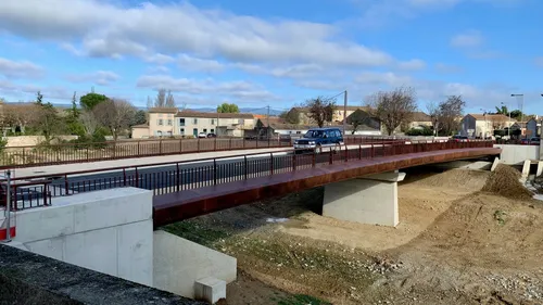 Aude : le pont de Villegailhenc inauguré