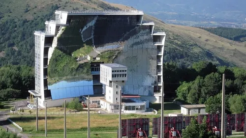 Visites insolites du CNRS : 5 expériences à découvrir en Occitanie