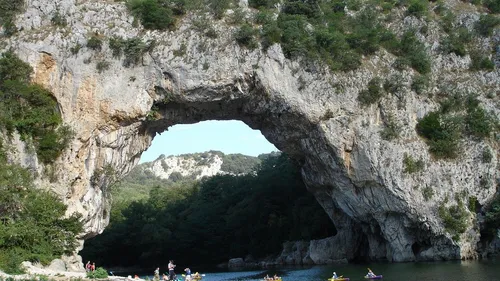 Nîmes : 5 idées de week-end à moins de 2h pour s’évader en famille