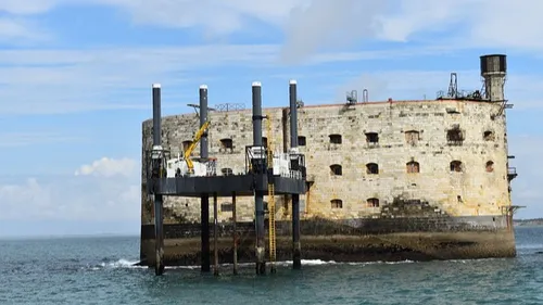 L’interview long-format de Max Von Croft, le youtubeur qui s’est...