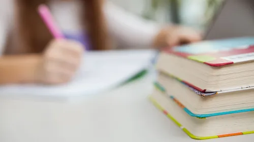 Allocation de rentrée scolaire : un coup de pouce attendu pour des...