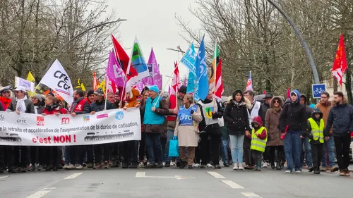Rennes : 6 policiers blessés et 16 personnes interpellées lors de...