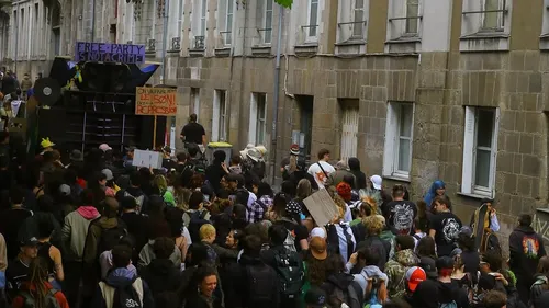 Manifestations à Nantes et en Bretagne pour défendre les free parties