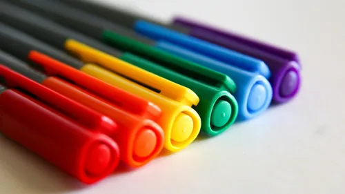 Rentrée scolaire : des fournitures non conformes voire nocives pour...