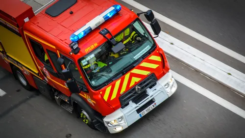 Pyrénées-Orientales : un feu se déclare en plein massif forestier,...