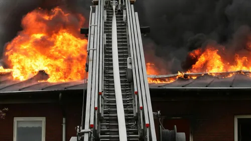 Carcassonne: incendie, un père et son fils sauvent une famille