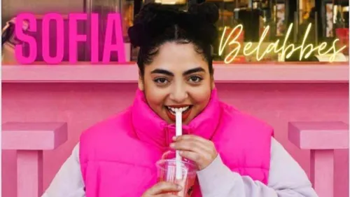 DE PERPIGNAN AU JAMEL COMEDY CLUB, QUI EST SOFIA BELABBES ? 