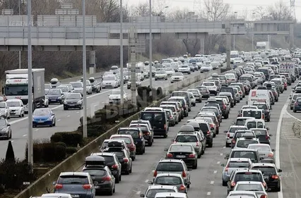 Pont de l'Ascension : du monde sur la route et pas de trains entre...