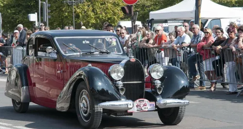 48h ou plutôt 96h d'Auto anciennes de Troyes.
