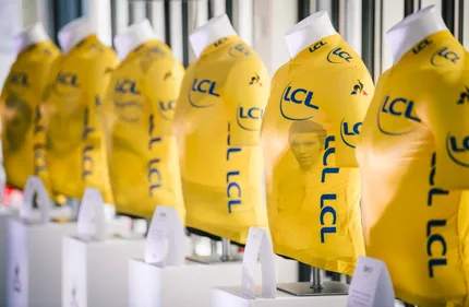 Maillot jaune made in Romilly.