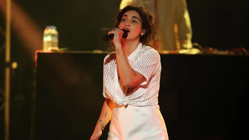 Camélia Jordana ne chantera pas avec le Grand Choral.