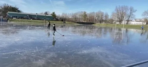Quand le hockey sur glace remplace le rugby