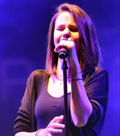 BONNE NOUVELLE POUR LES FANS DE MARINA KAYE