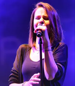 MARINA KAYE SE CONFIE SUR SA VIE SENTIMENTALE