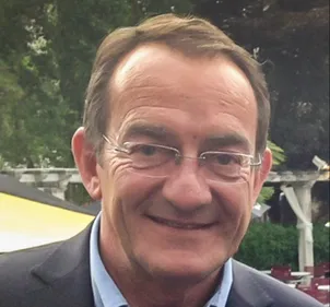 QUEL EST LE PRÉSENTATEUR PRÉFÉRÉ DES FRANÇAIS ?