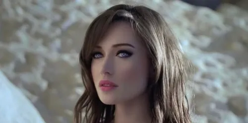 ELSA ESNOULT (LES MYSTÈRES DE L’AMOUR) HOSPITALISÉE D’URGENCE