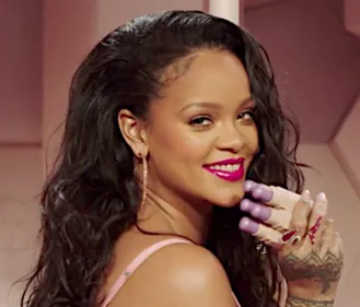 LE LABEL DE RIHANNA S'INQUIÈTE POUR LA CARRIÈRE DE LA STAR