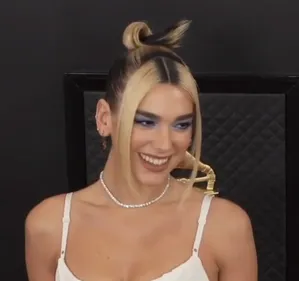 DUA LIPA DÉVOILE SON FUTUR PROJET