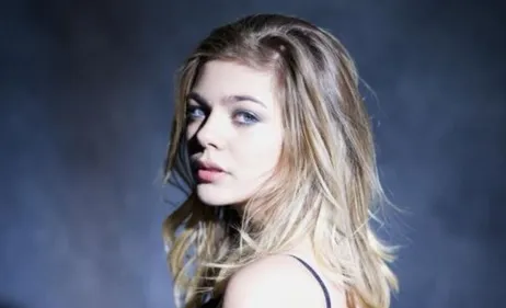 Louane évoque le précieux héritage de ses défunts parents (Vidéo)