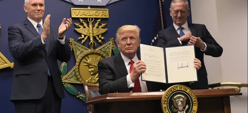 Immigration: "Les conséquences du décret Trump sont effrayantes"...