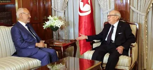 Ghannouchi et Caïd Essebsi ont convenu de tenir les élections dans...
