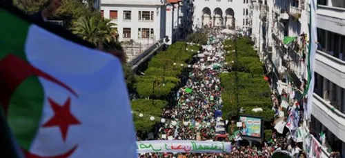 Algérie-Semaine 6 : Des centaines de milliers d'algérien...