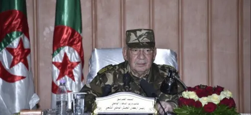 Algérie : selon Gaïd Salah "La solution de crise ne peut être...