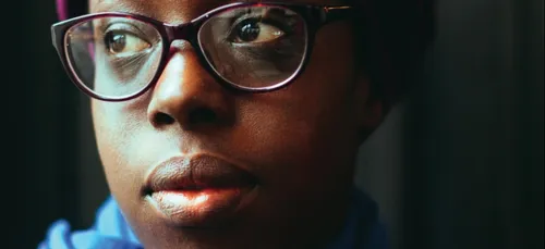 L'Oeil d'Élise _ Femmes, grandes soeurs, mères ou « daronnes »,...