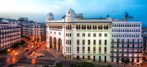 Algérie : coronavirus, le gouvernement instaure le confinement...