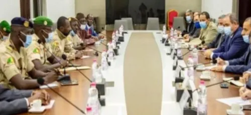 Algérie - Sabri Boukadoum : "le Mali est un pays extrêmement...