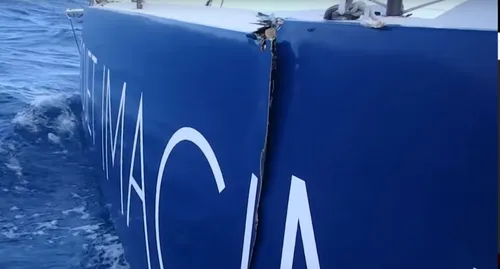 Vendée Globe : le bateau de Thomas Ruyant menace de se couper en...