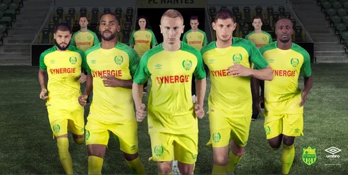 On vous présente le nouveau maillot du FC Nantes !