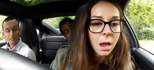 Caméra cachée : Ils doivent faire une leçon de conduite dans une...