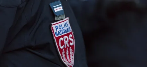 Un CRS réclamait des services sexuels pour effacer les PV